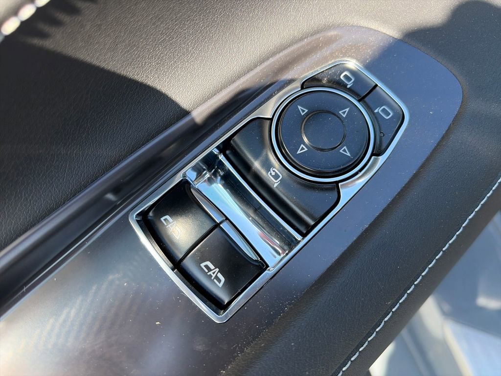Used 2025 Chevrolet Corvette Stingray Preferred Cpe w/ Z51 Performance Package RWD image 17