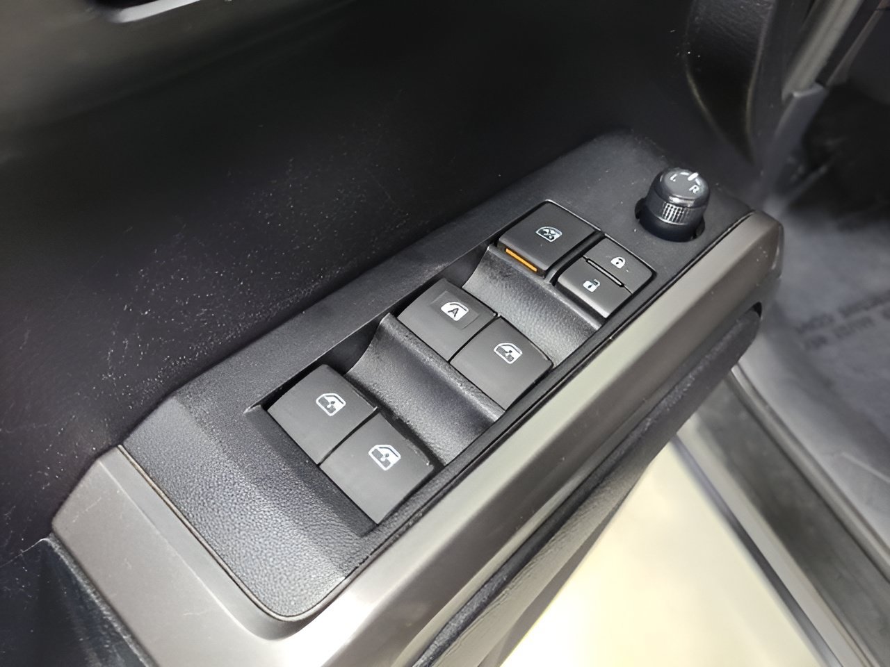 Used 2021 Toyota Tacoma SR5 w/ Technology Package AWD/4WD image 23