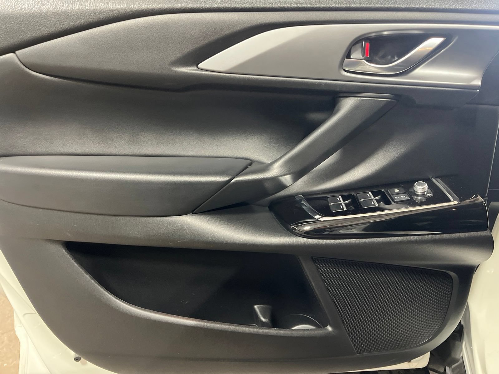 Certified 2022 MAZDA CX-9 Touring AWD/4WD image 19