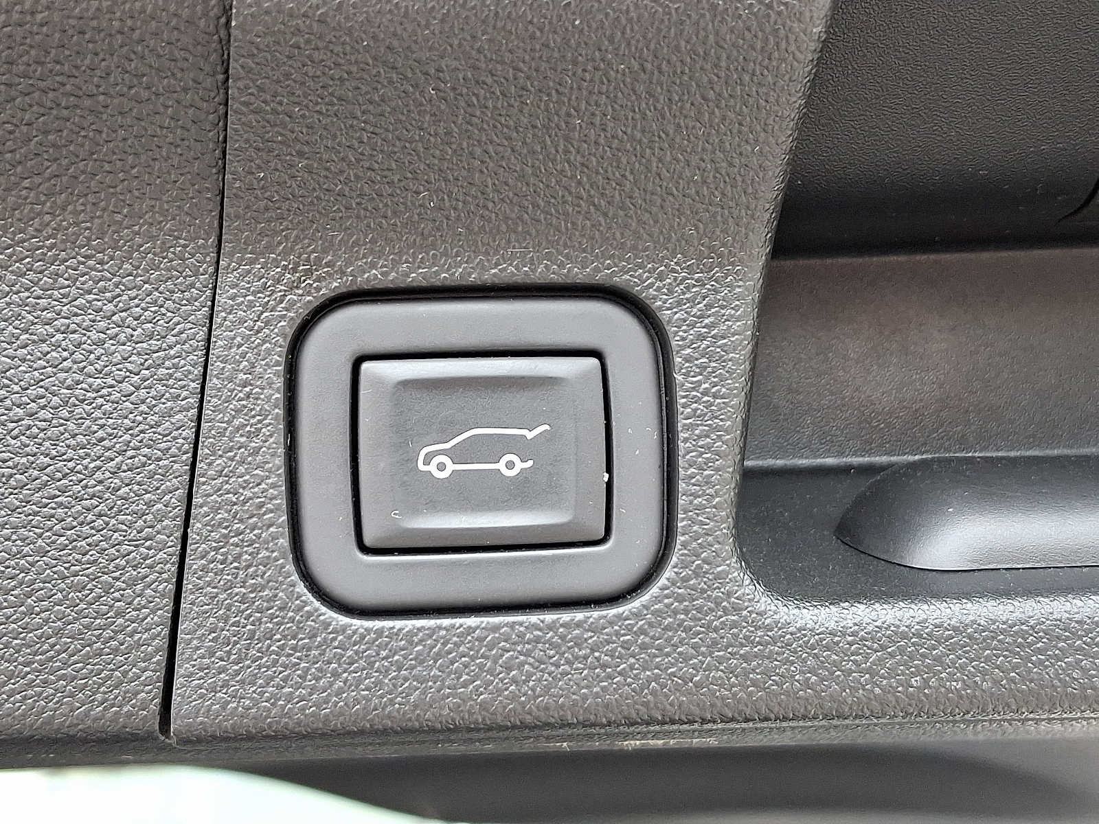Used 2023 GMC Acadia SLE w/ Driver Convenience Package AWD/4WD image 29
