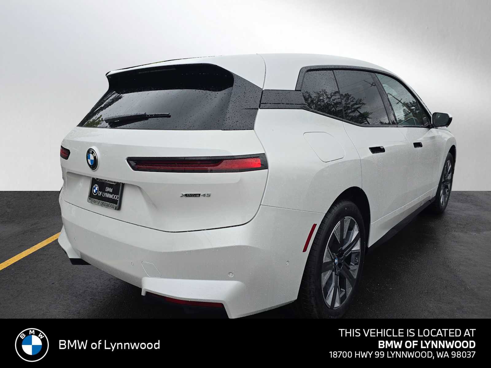 New 2026 BMW iX xDrive45 AWD/4WD image 3