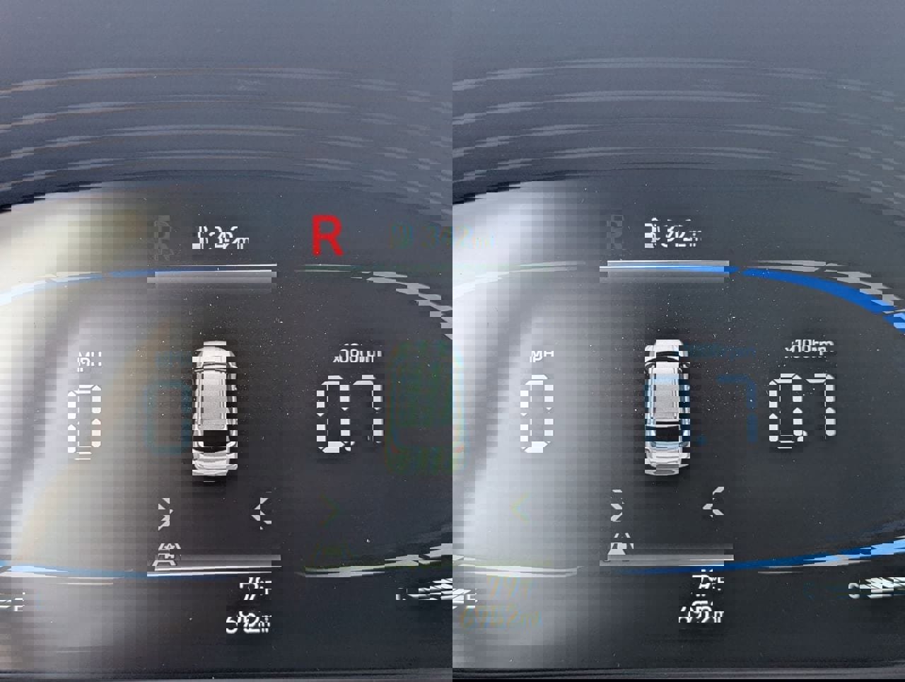 Used 2025 Hyundai Venue SEL image 33