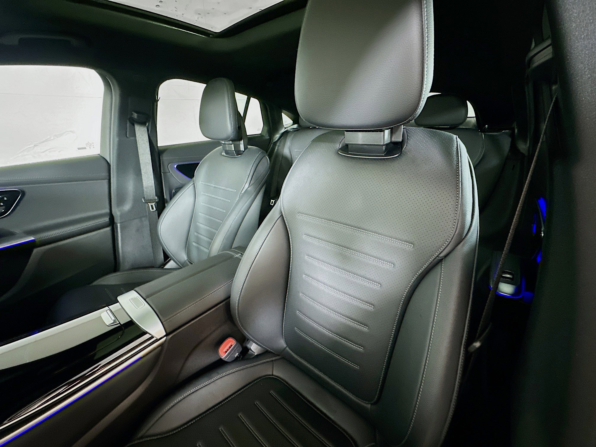 Certified 2025 Mercedes-Benz GLC 300 4MATIC image 21