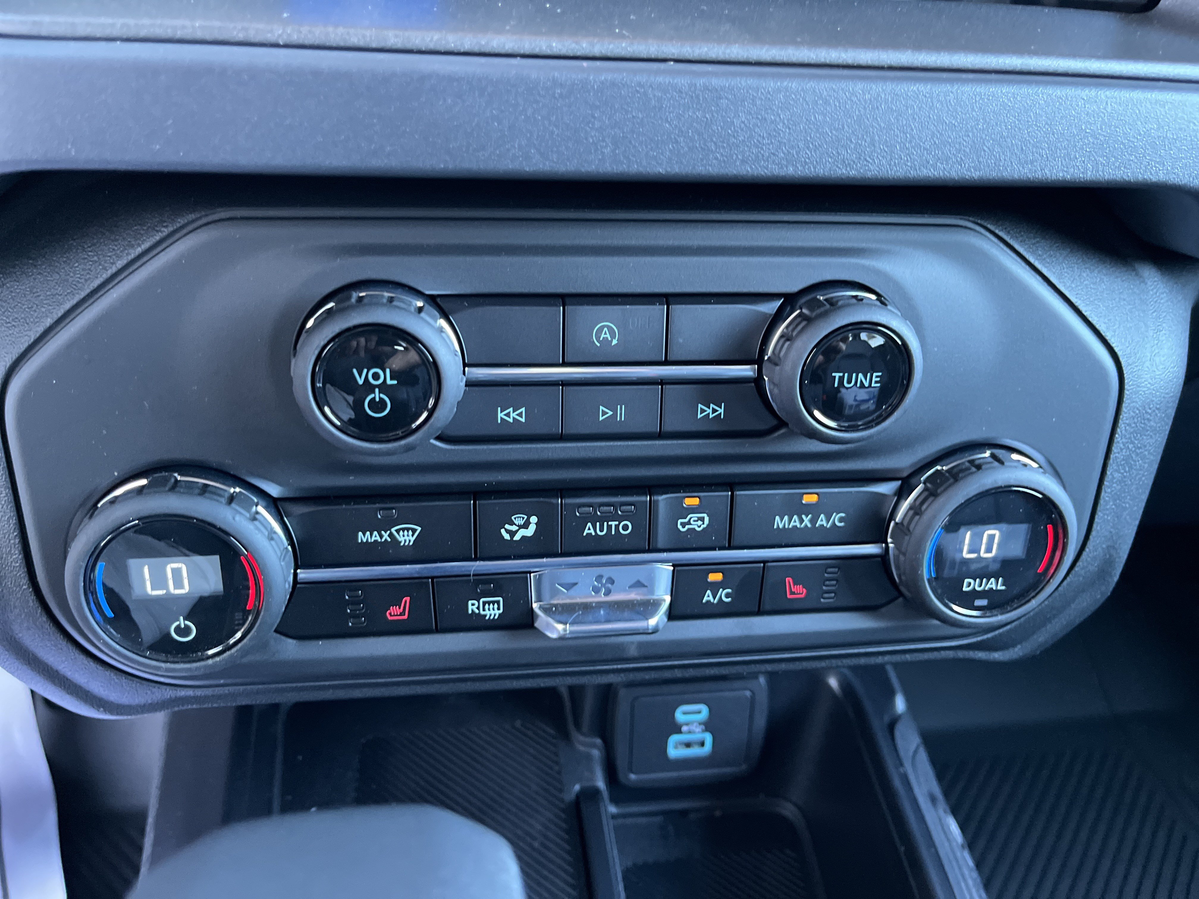 New 2025 Ford Bronco Big Bend AWD/4WD image 19