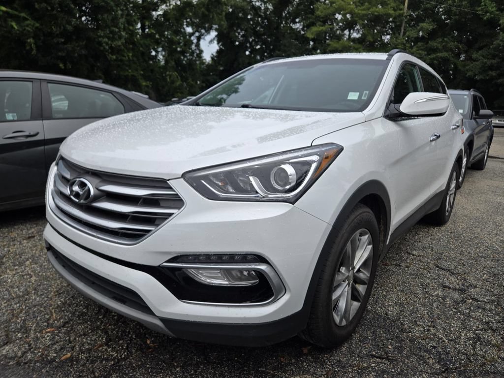 Used 2018 Hyundai Santa Fe Sport 2.0T w/ Cargo Package FWD image 2