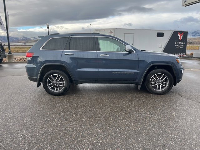 Used 2021 Jeep Grand Cherokee Limited w/ Premium Lighting Group image 2