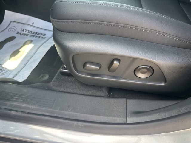 New 2026 Chevrolet Equinox LT FWD image 17