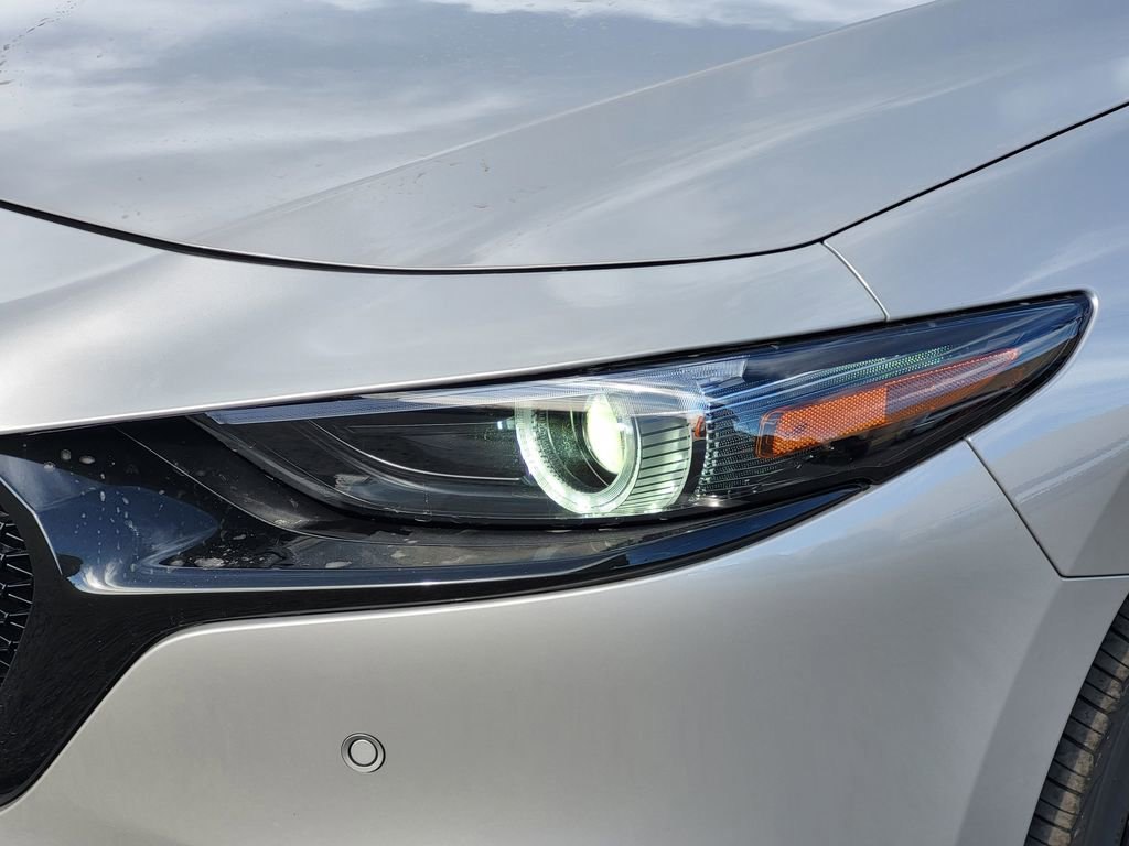 New 2026 MAZDA MAZDA3 Hatchback w/Premium Plus Pkg image 5