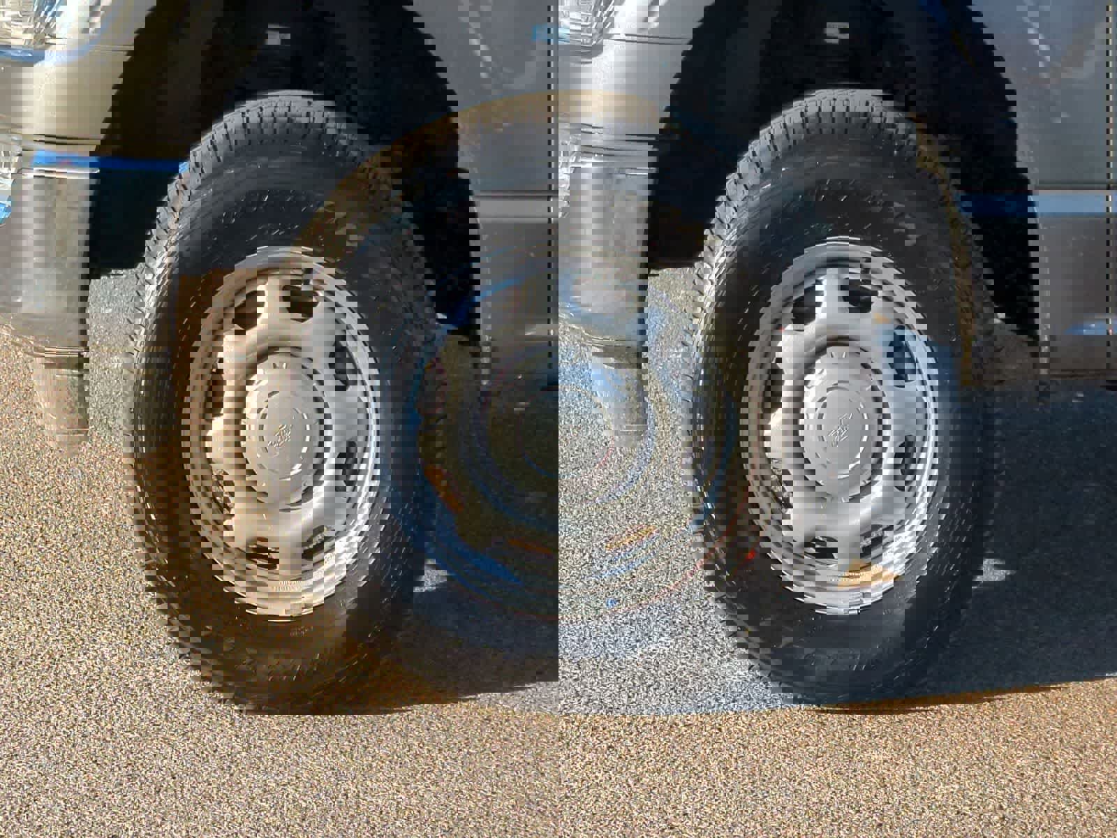 Used 2022 Ford F150 XLT w/ Trailer Tow Package image 14