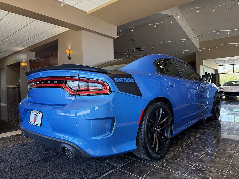 Used 2023 Dodge Charger Scat Pack w/ Daytona Edition Group RWD image 2