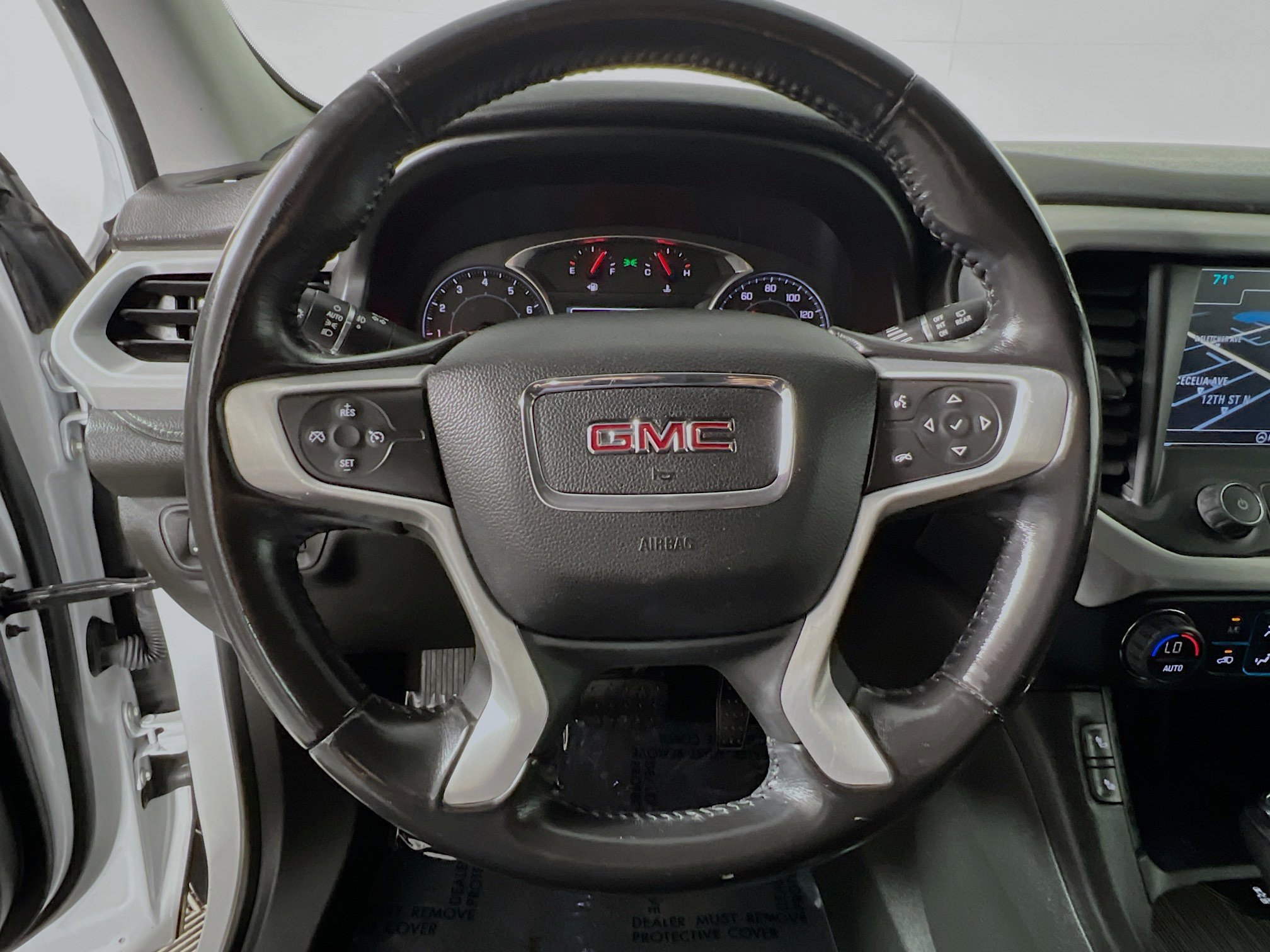 Used 2019 GMC Acadia SLT image 18