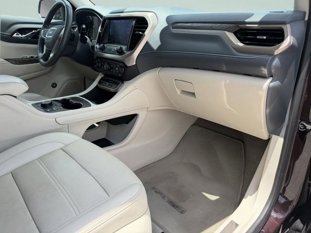 Used 2021 GMC Acadia Denali w/ Denali Ultimate Package AWD/4WD image 13