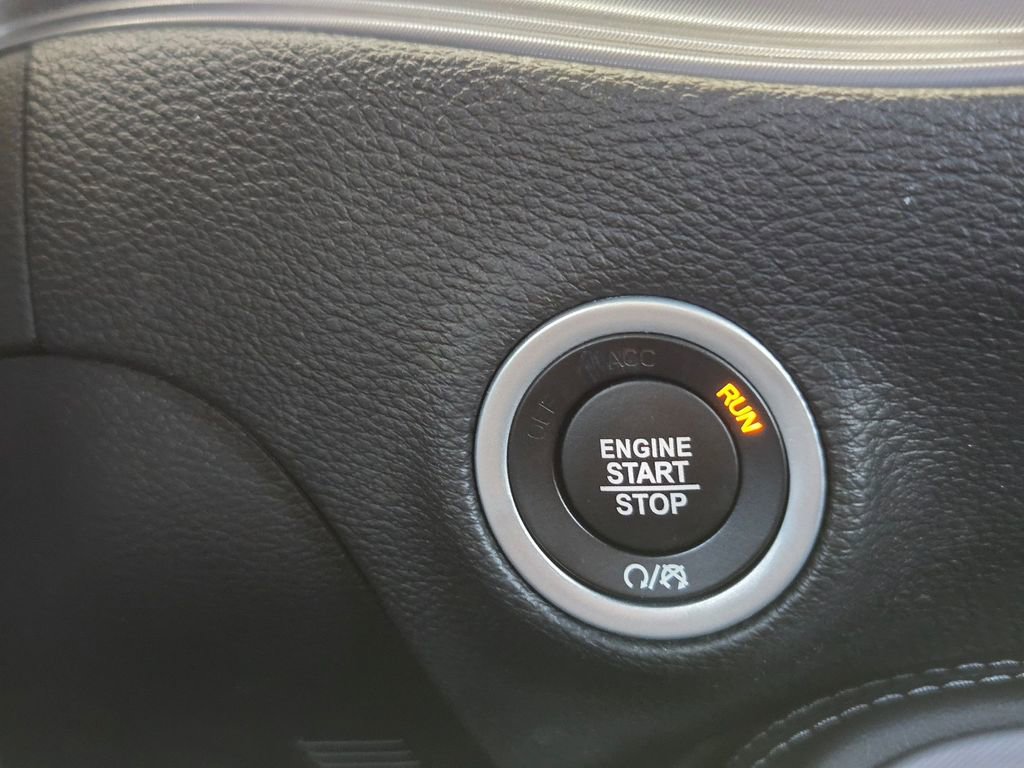 Used 2023 Dodge Challenger R/T w/ Blacktop Package image 20