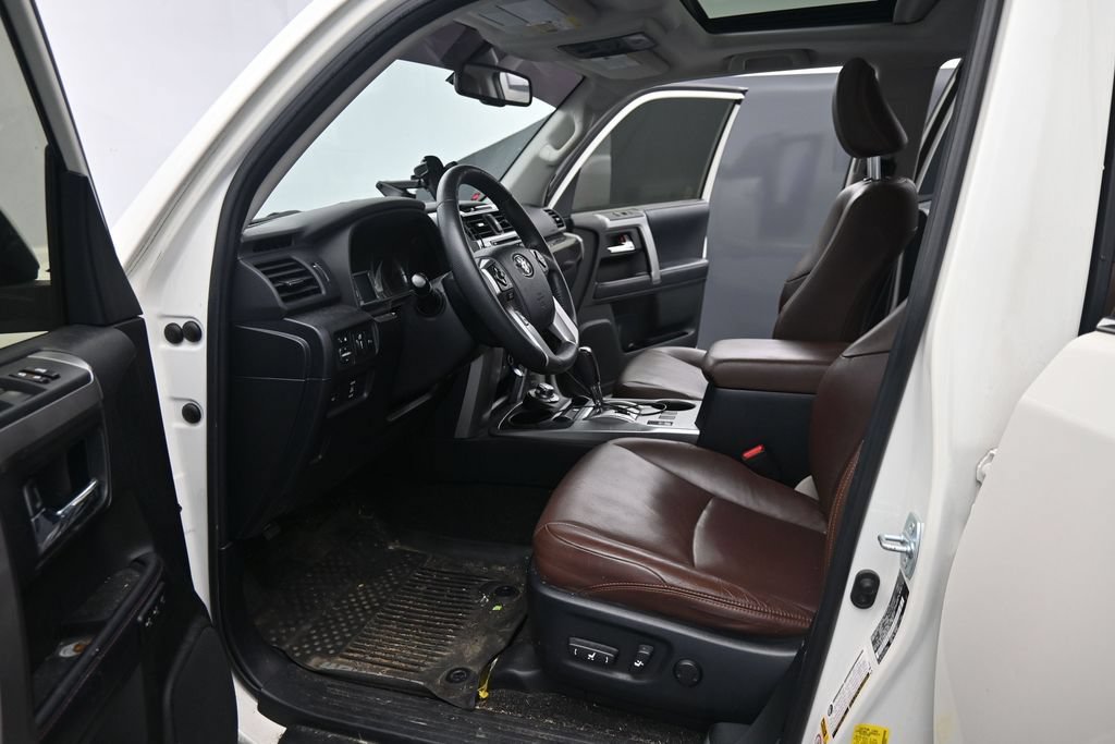 Used 2019 Toyota 4Runner Limited AWD/4WD image 16