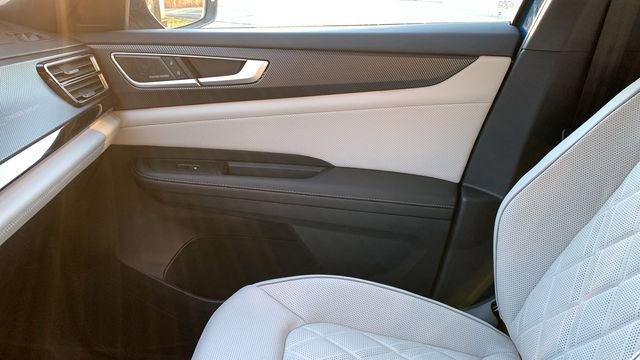 New 2025 Volkswagen Atlas Cross Sport SEL Premium R-Line image 15