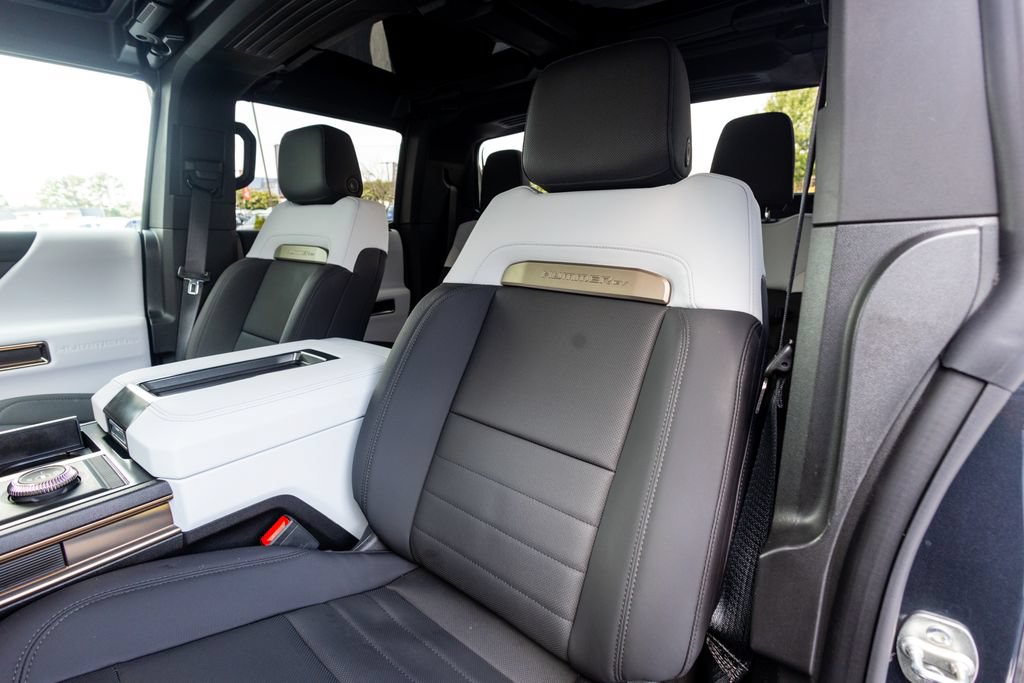 Used 2025 GMC Hummer EV 3X AWD/4WD image 44