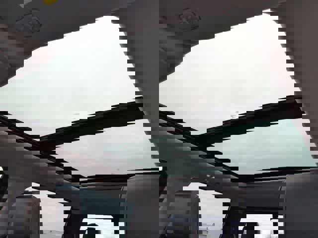 Used 2022 Ford F150 Lariat w/ Equipment Group 502A High image 19