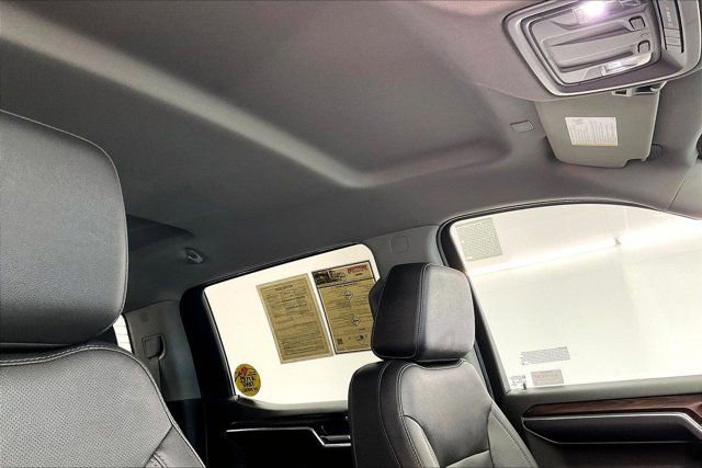 Used 2022 GMC Sierra 1500 SLT w/ SLT Premium Package image 24