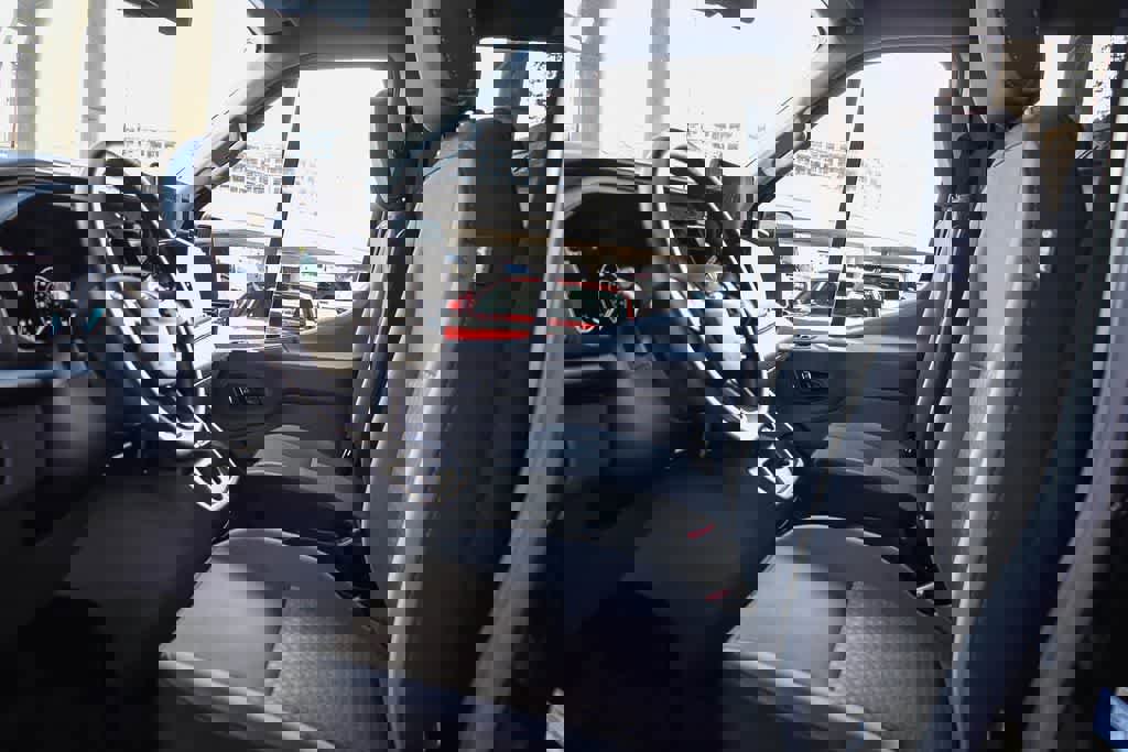 Used 2024 Ford Transit 350 XLT image 17