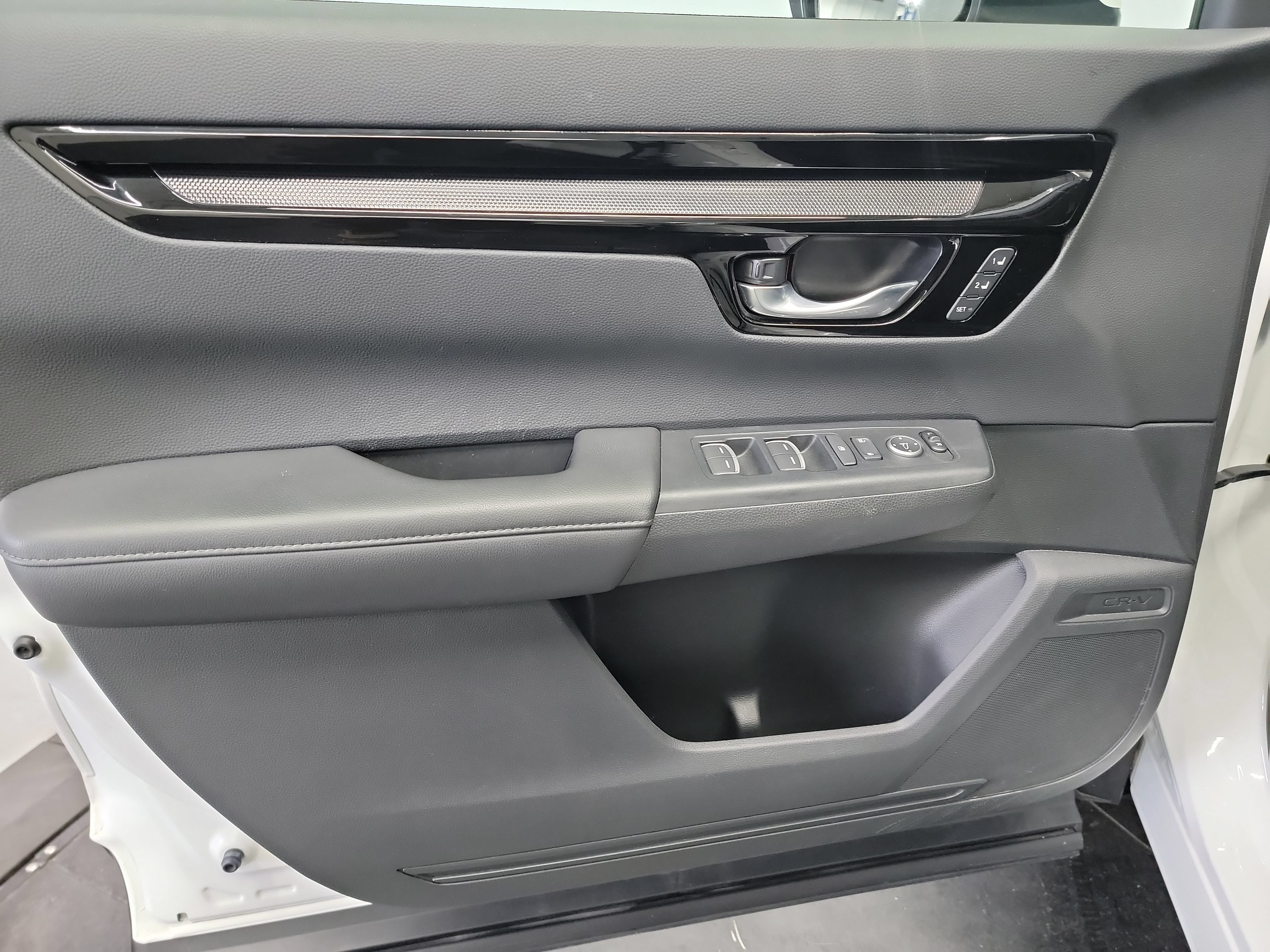 Used 2024 Honda CR-V EX-L image 13