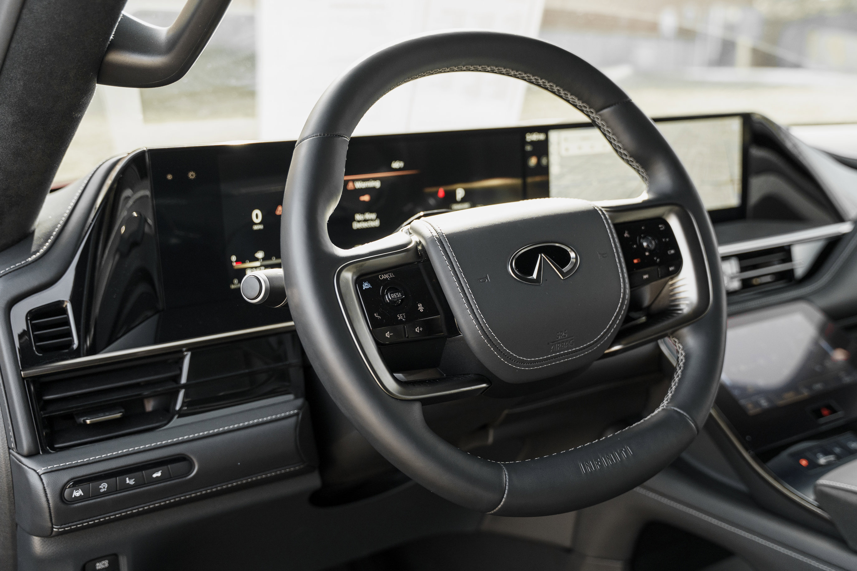 Used 2025 INFINITI QX80 Autograph w/ Autograph Exterior Package image 10