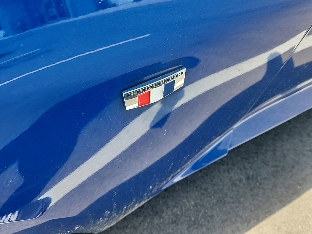 Used 2017 Chevrolet Camaro LT w/ RS Package RWD image 11