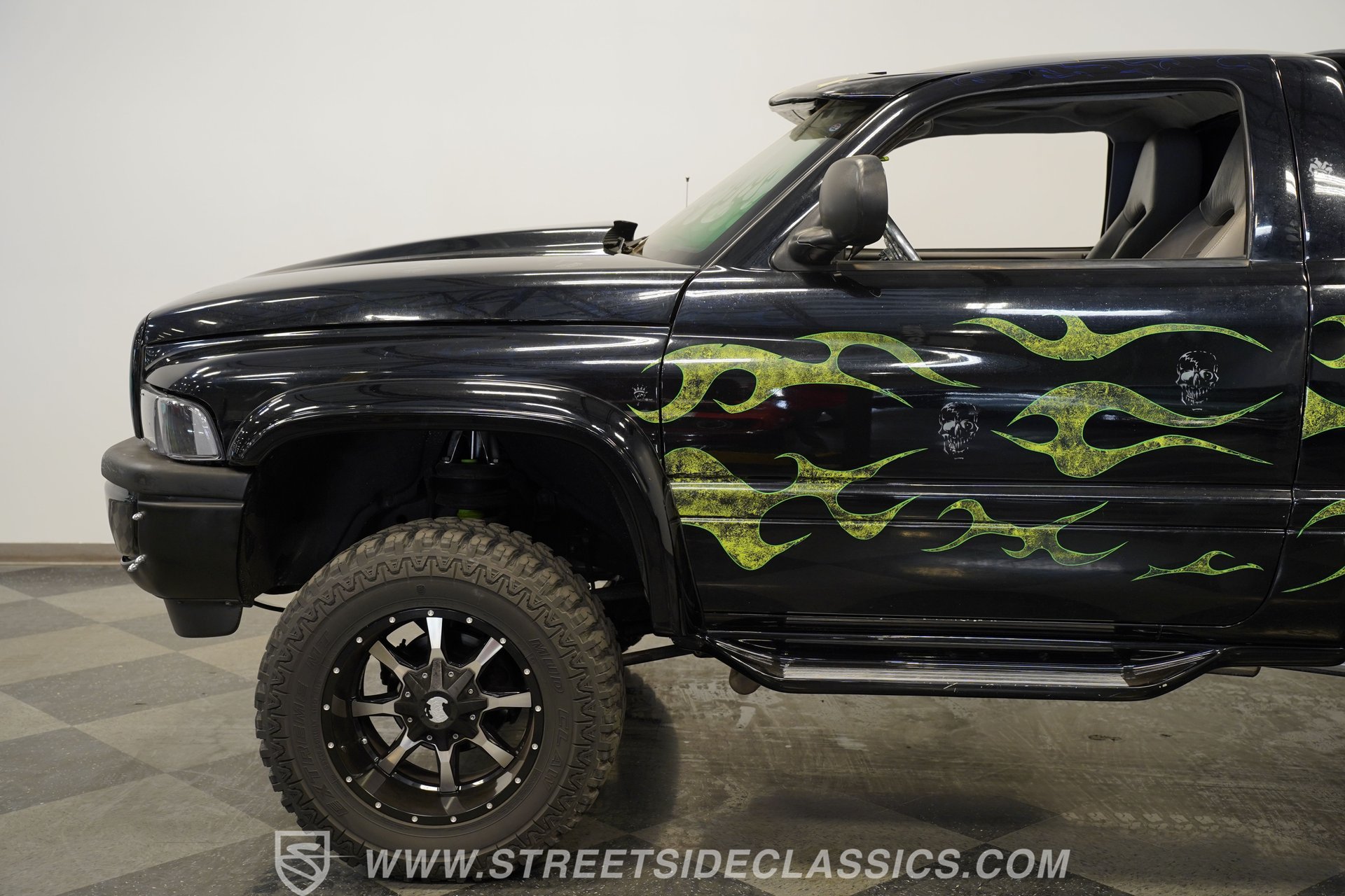 Used 1995 Dodge Ram 1500 Truck 4x4 Regular Cab image 23