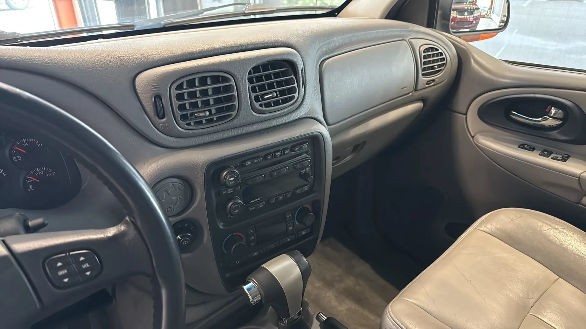 Used 2005 Chevrolet TrailBlazer LT RWD image 19