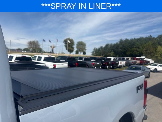 Used 2024 Ford F250 Lariat w/ Black Appearance Package AWD/4WD image 11