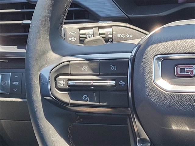 New 2025 GMC Acadia AT4 w/ Luxury Package image 27