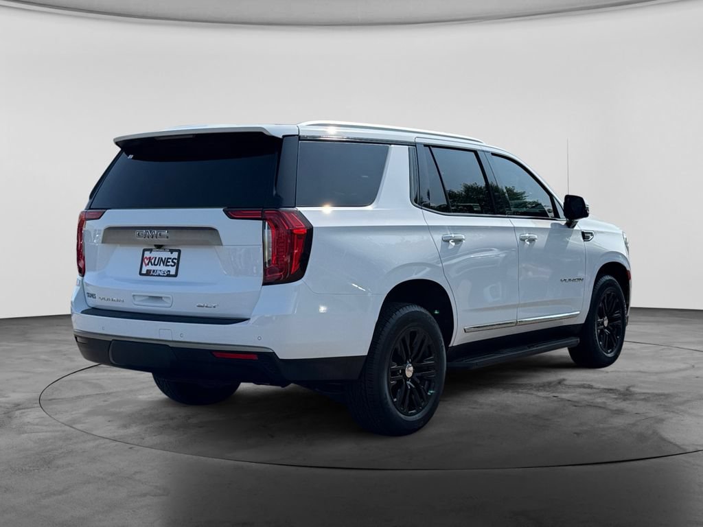 Used 2023 GMC Yukon SLT w/ SLT Luxury Package AWD/4WD image 10