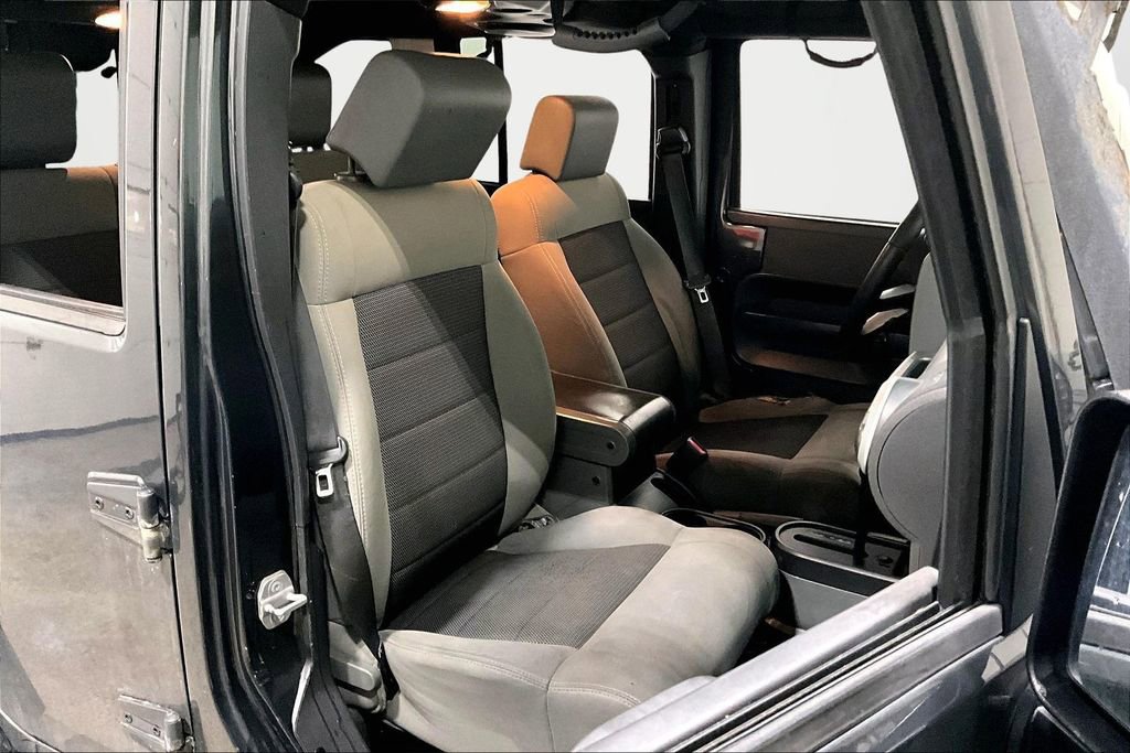 Used 2010 Jeep Wrangler Unlimited Sahara w/ Dual Top Group image 23