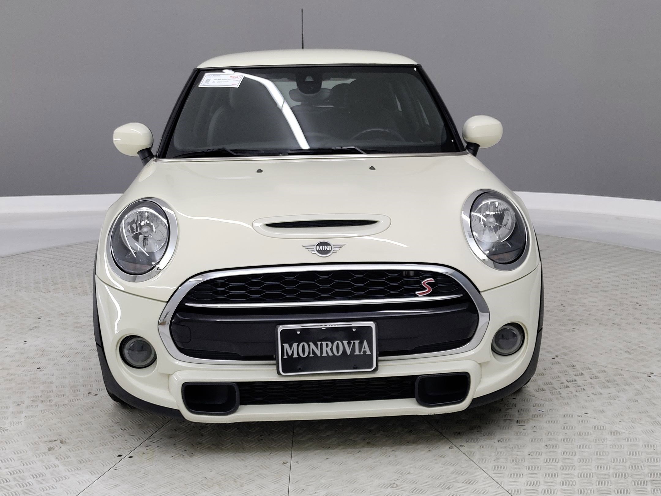 Certified 2020 MINI Cooper S image 2