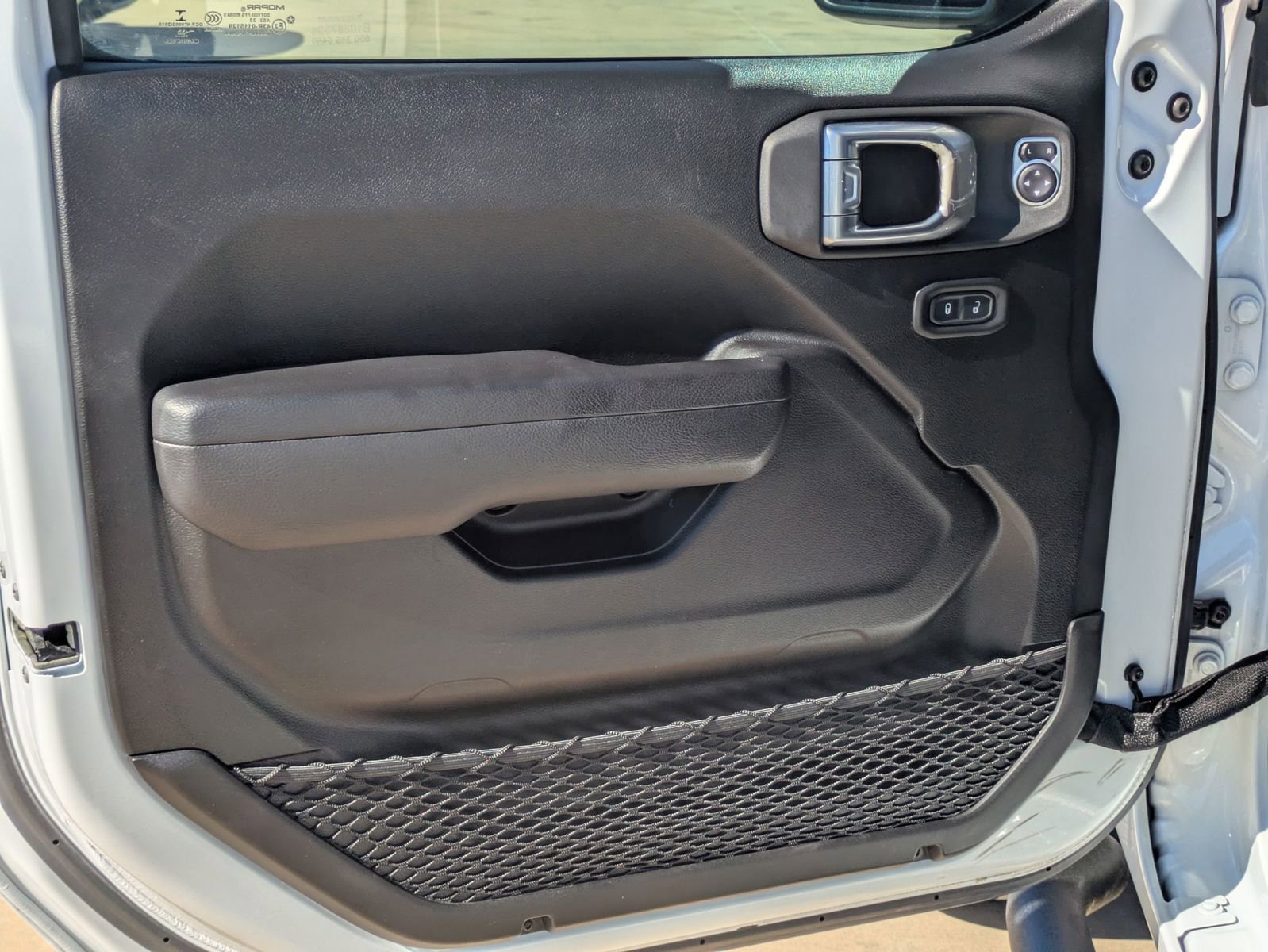 Used 2022 Jeep Wrangler Unlimited Sport image 11