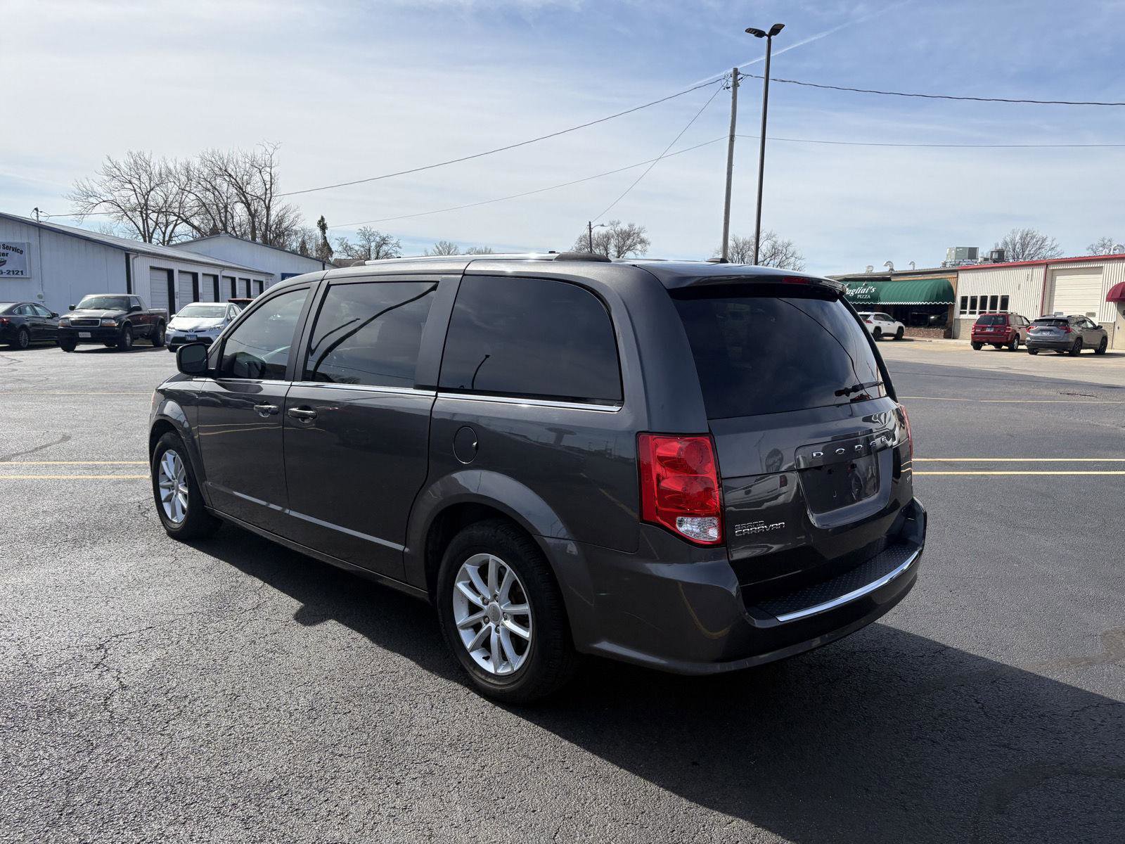 Used 2020 Dodge Grand Caravan SXT image 21