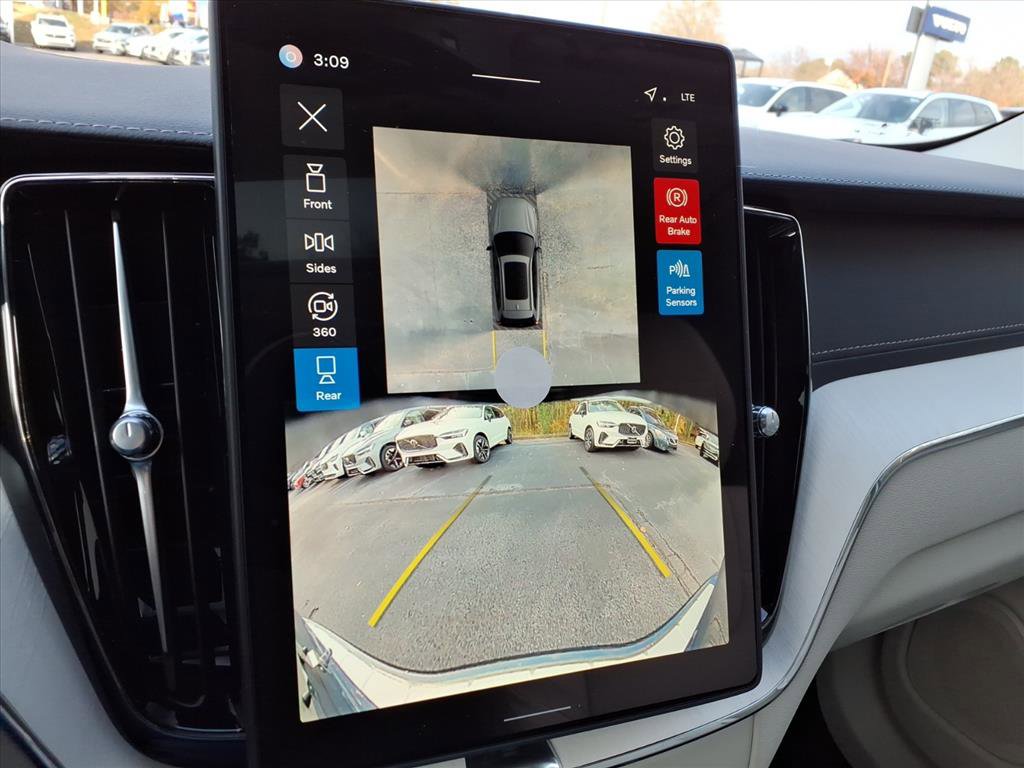 New 2026 Volvo XC60 B5 Ultra w/ Protection Package Premier image 19