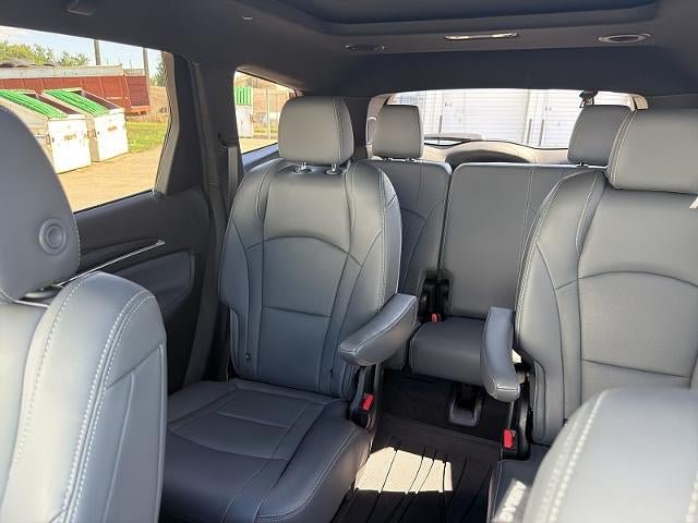 Used 2023 Buick Enclave Premium w/ Experience Buick Package AWD/4WD image 35