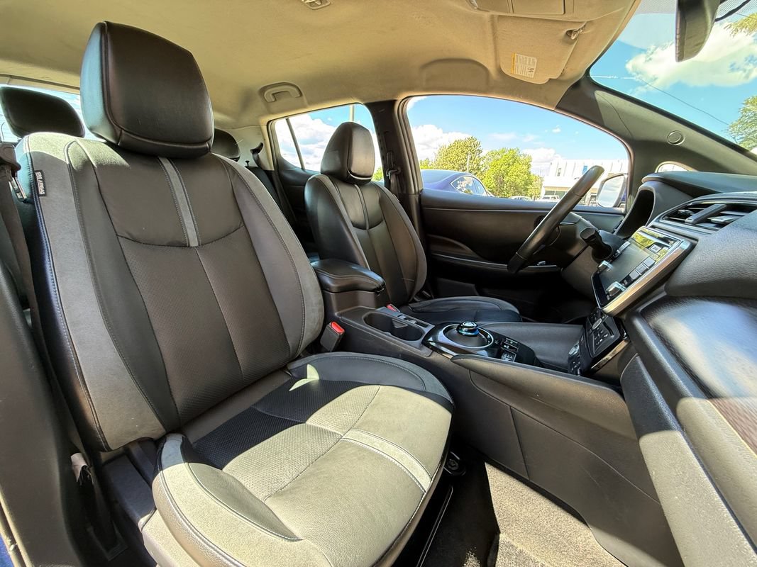 Used 2018 Nissan Leaf SL w/ SL Technology Package FWD image 38