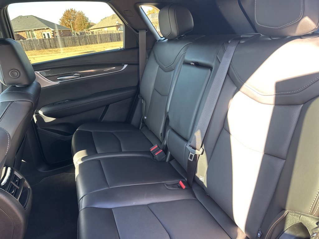 Certified 2025 Cadillac XT5 Sportv image 34