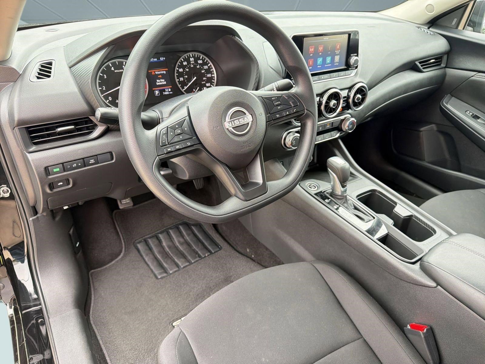 Used 2025 Nissan Sentra S FWD image 4