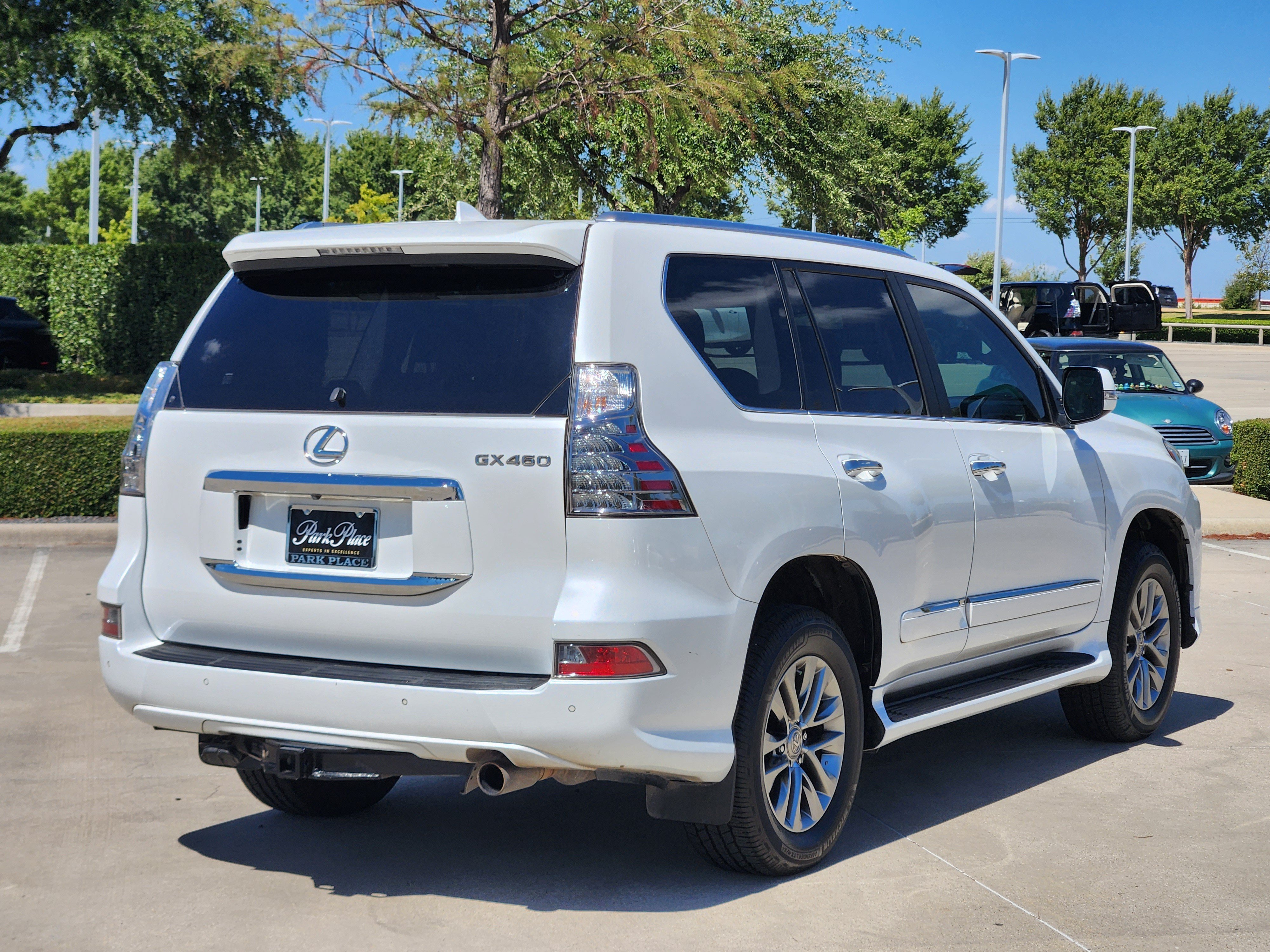Used 2018 Lexus GX 460 Luxury w/ Preferred Accessory Package AWD/4WD image 7