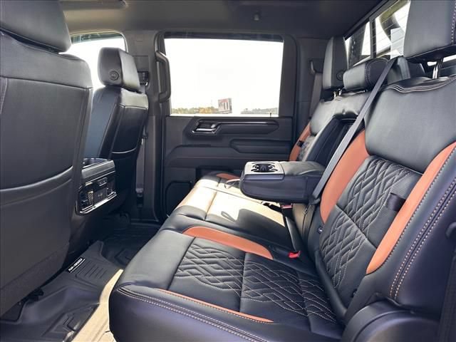New 2026 GMC Sierra 2500 AT4 w/ Technology Package AWD/4WD image 24