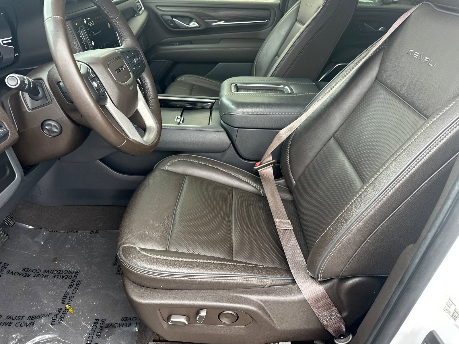 Used 2022 GMC Yukon Denali image 9