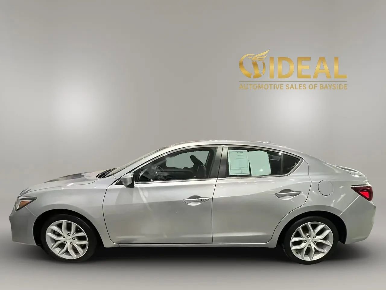 Used 2020 Acura ILX image 4