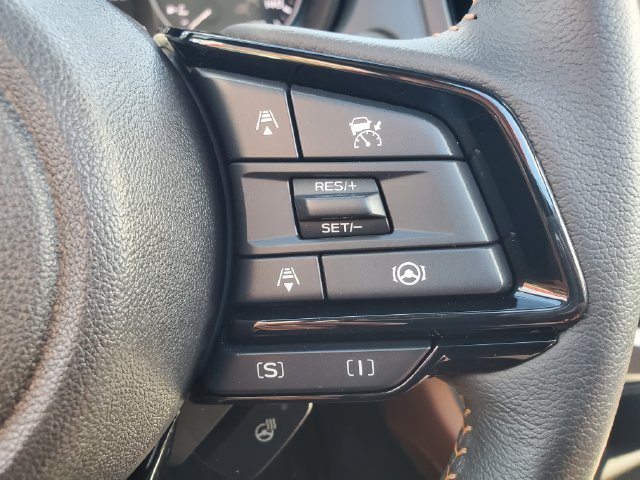 Used 2025 Subaru Forester Touring AWD/4WD image 25