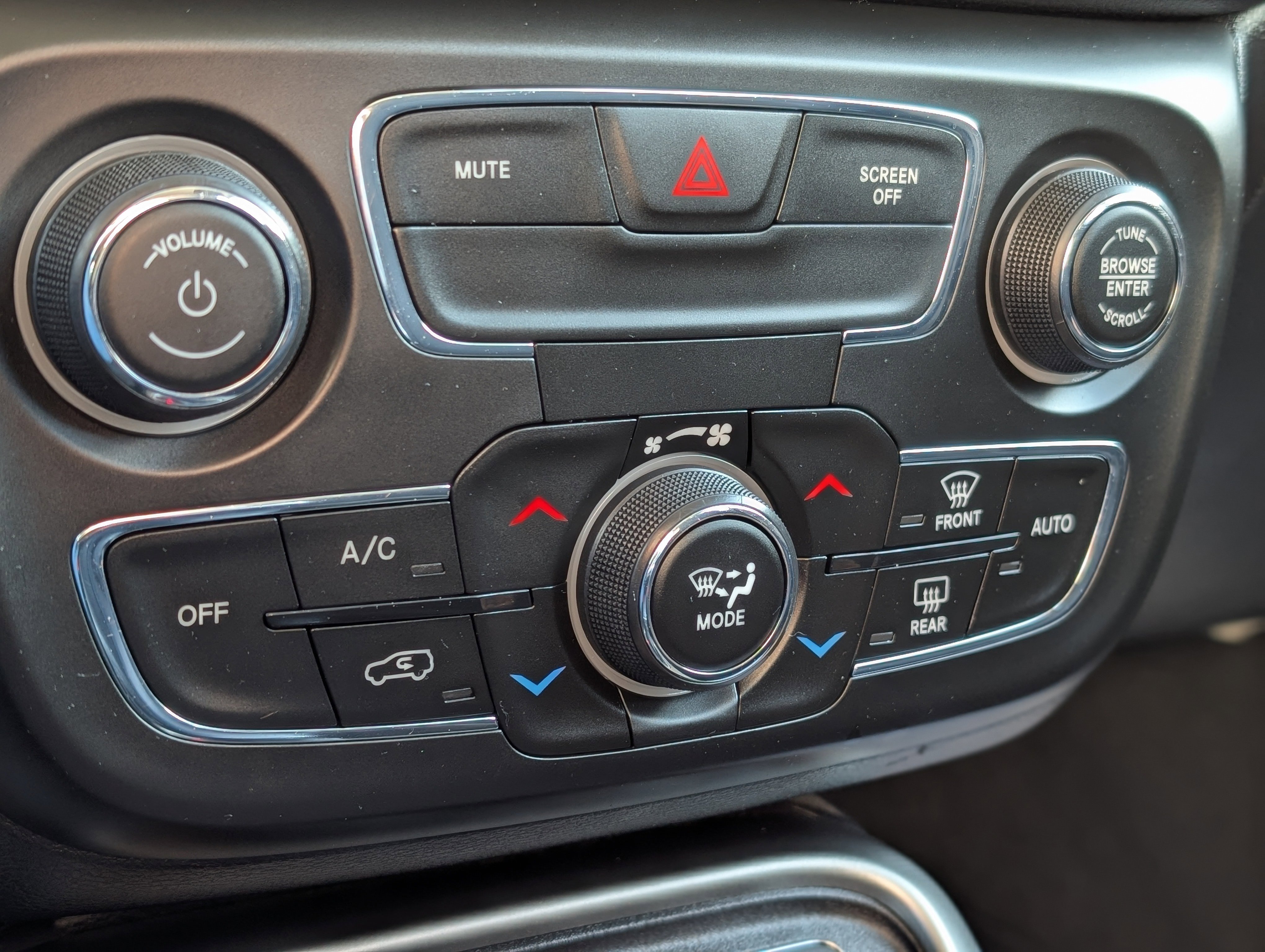 Used 2021 Jeep Compass Sport image 21