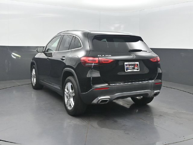 Used 2021 Mercedes-Benz GLA 250 4MATIC w/ Premium Package image 32