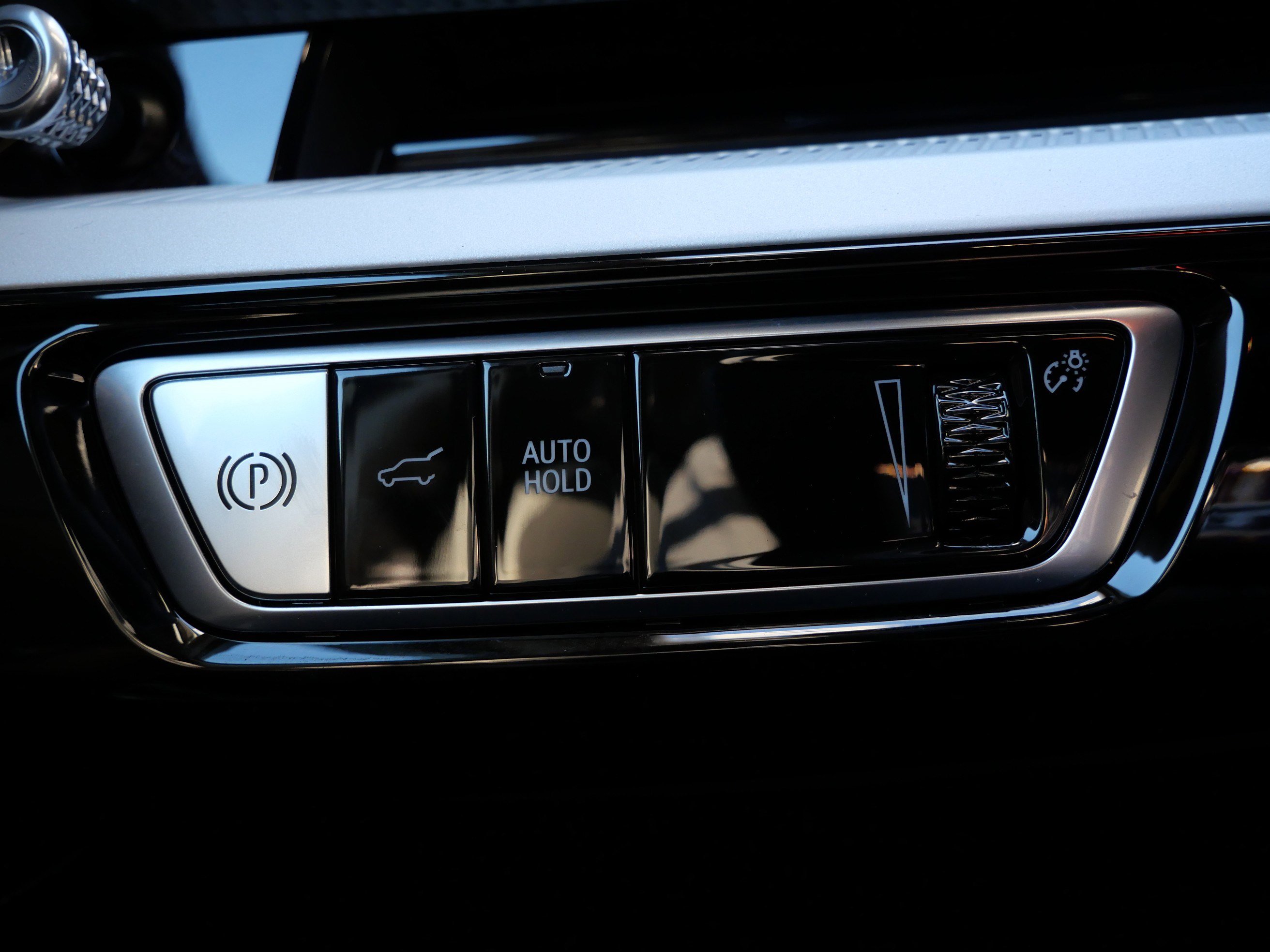 New 2026 Cadillac Optiq Sport 1 w/ LPO, Floor Liner Package image 23