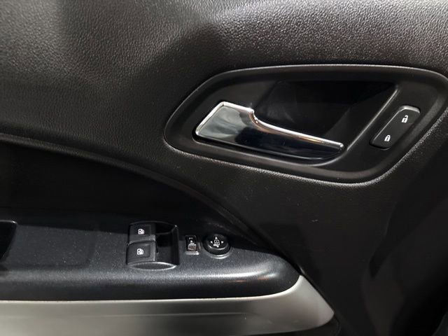 Used 2018 Chevrolet Colorado ZR2 AWD/4WD image 16