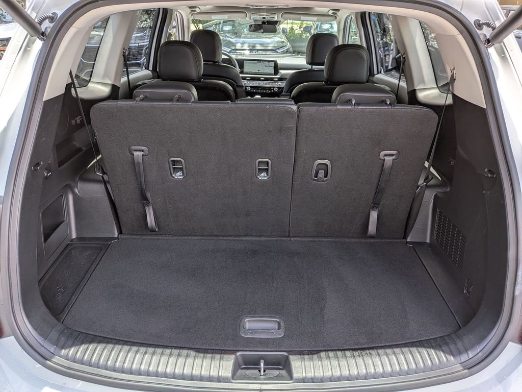 Used 2025 Kia Telluride S FWD image 6